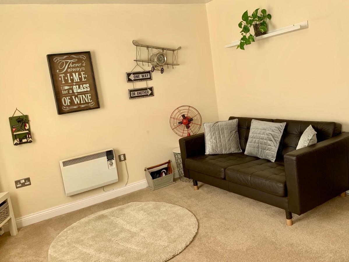 Denim Dreams Apartment Kettering Luaran gambar